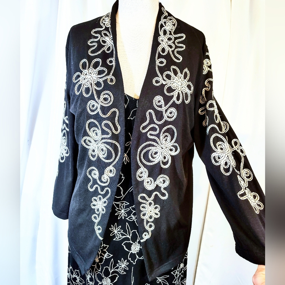 Lauren Mitchell Cardigan Sweater,Vintage White Floral, Blck/EmbroideredSilver, L